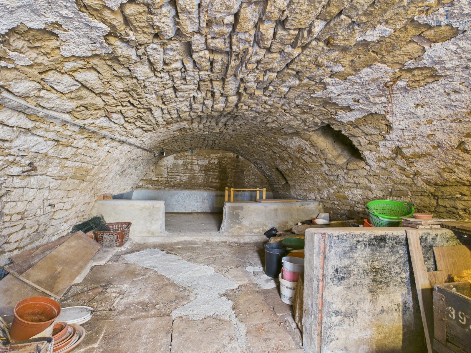 **Spannender Bauernhof mit zwei Häusern, XXL-Scheune, PV-Anlage, Wärmepumpe, 2xGaragen uvm.!**