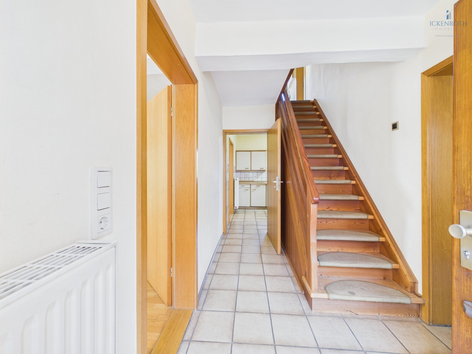 **Spannender Bauernhof mit zwei Häusern, XXL-Scheune, PV-Anlage, Wärmepumpe, 2xGaragen uvm.!**