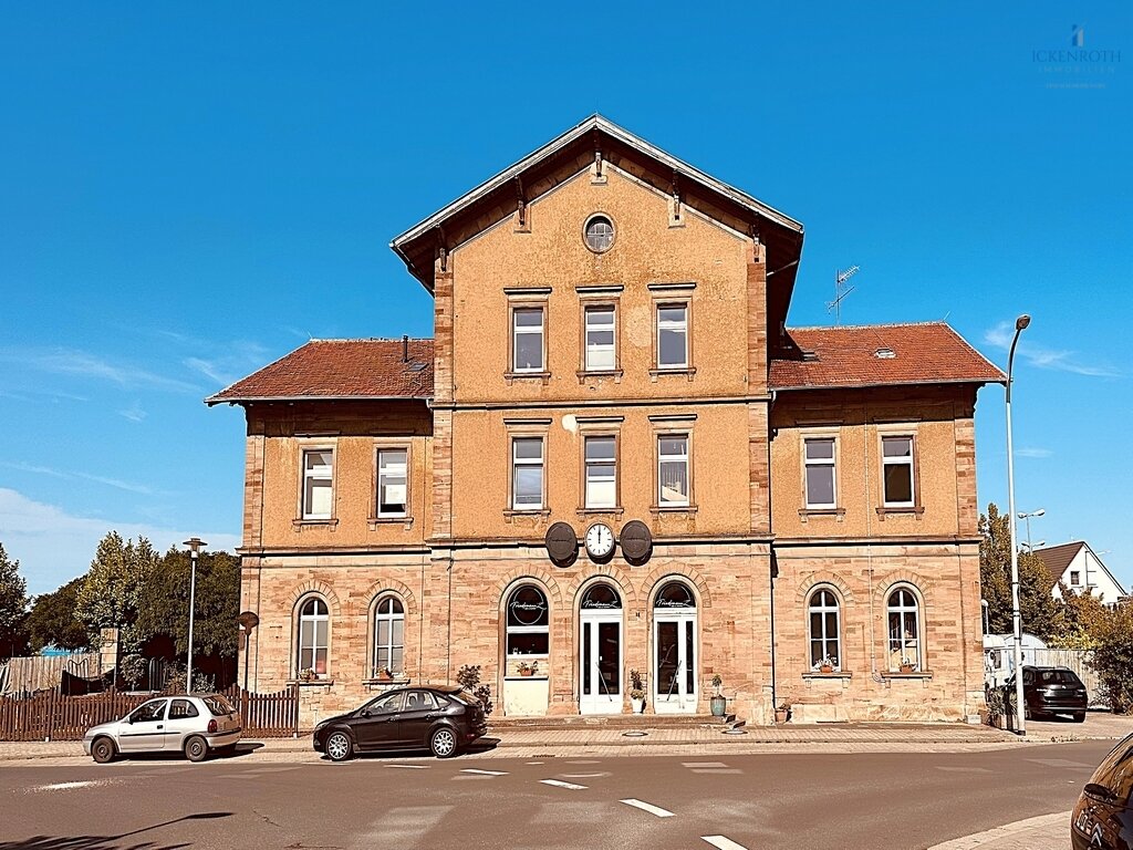 **Gastonomiebetrieb im hist. Gebäude mit großem Außenbereich - erstklassige Lage!** 