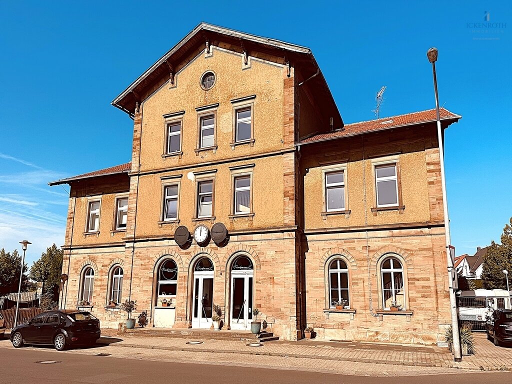 **Gastonomiebetrieb im hist. Gebäude mit großem Außenbereich - erstklassige Lage!** 