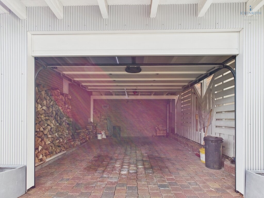 **Traumhafter Bungalow mit idyllischem Garten, XXL Garage, Wintergarten, barrierefrei!**