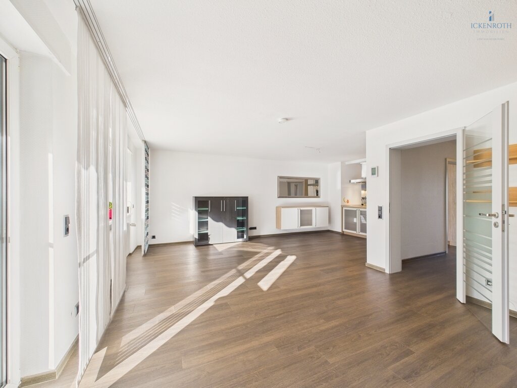 **Gepflegtes RMH mit guter Ausstattung + Raumaufteilung, Garten, Garage, uvm. - tolle, ruhige Lage!**