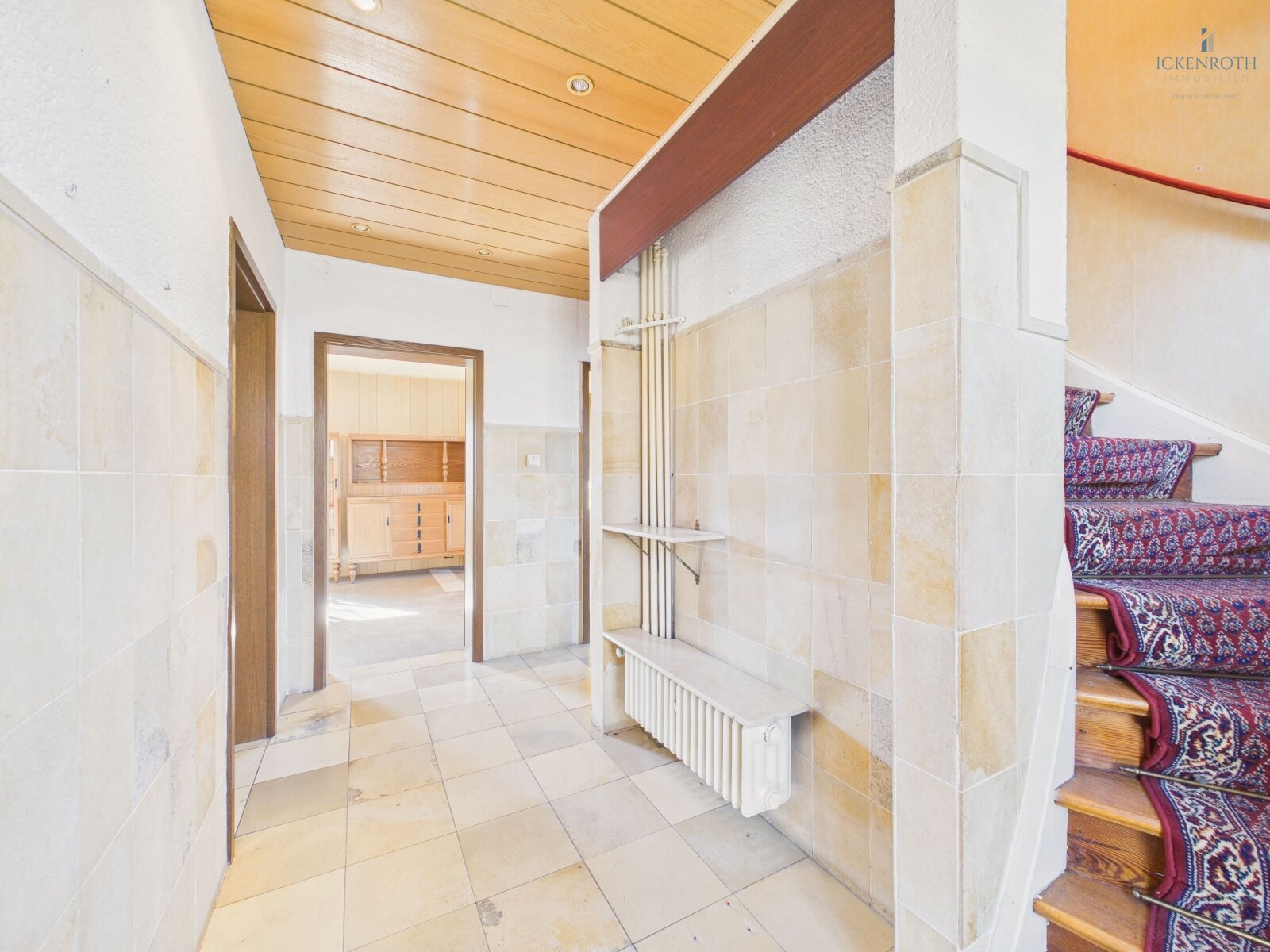 **Charmantes Einfamilienhaus (ca. 256m²) mit toller Gartenfläche, guter Raumaufteilung, Garage, uvm. - tolle Lage!**