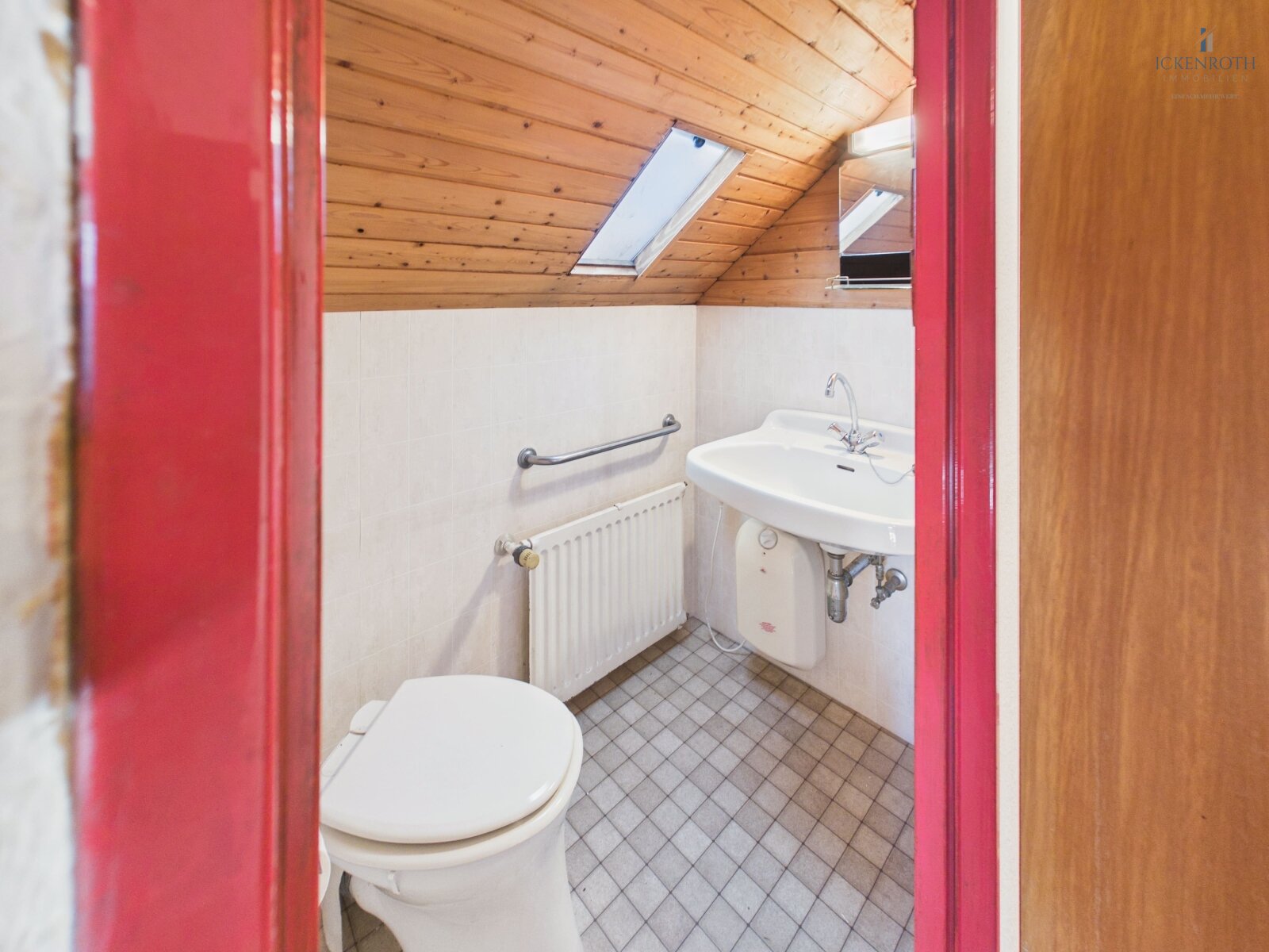 **Charmantes Einfamilienhaus (ca. 256m²) mit toller Gartenfläche, guter Raumaufteilung, Garage, uvm. - tolle Lage!**