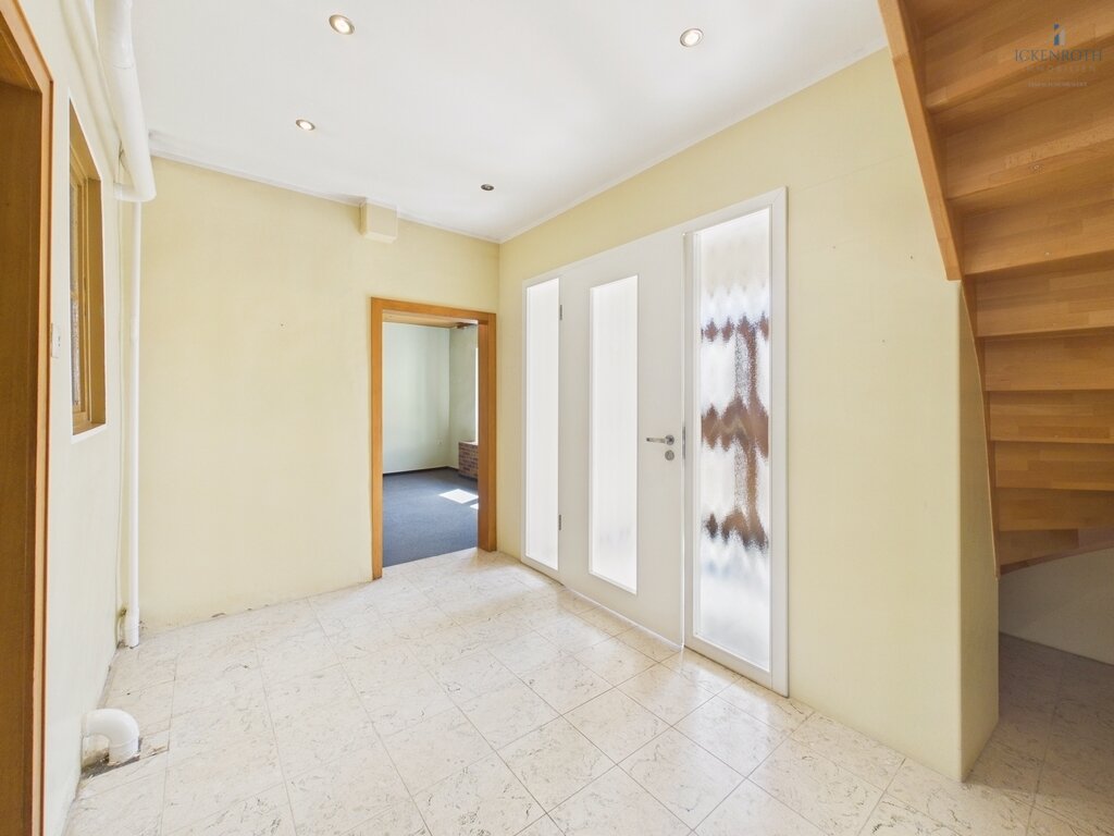 **Historisches Anwesen mit ca. 3.001m² Grundstück, Scheunen, Nebengebäuden, uvm. - viele Optionen!**