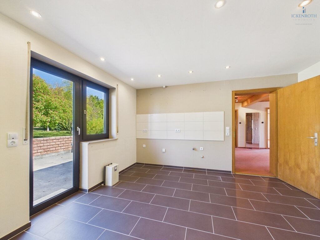 **Historisches Anwesen mit ca. 3.001m² Grundstück, Scheunen, Nebengebäuden, uvm. - viele Optionen!**