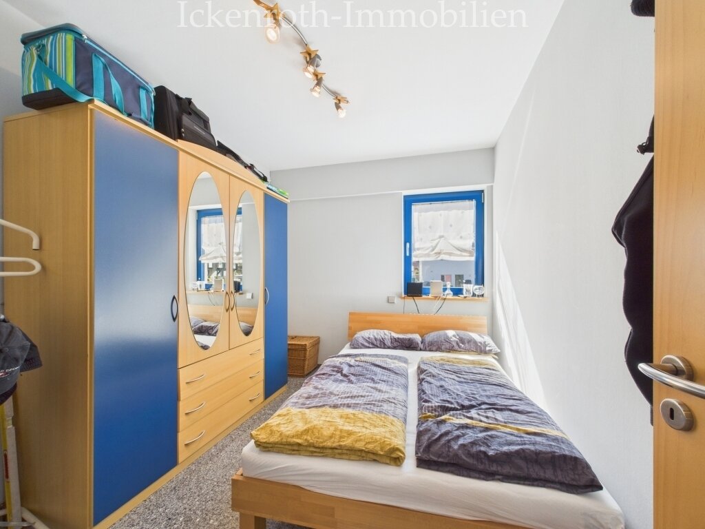**Außergewöhnliches Anwesen – unzählige Möglichkeiten! Gewerbe, Lager, Büros & Wohneinheiten! (>220KwP, SPA, BUS, Glasfaser, uvm.)**