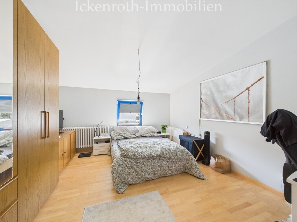 **Außergewöhnliches Anwesen – unzählige Möglichkeiten! Gewerbe, Lager, Büros & Wohneinheiten! (>220KwP, SPA, BUS, Glasfaser, uvm.)**