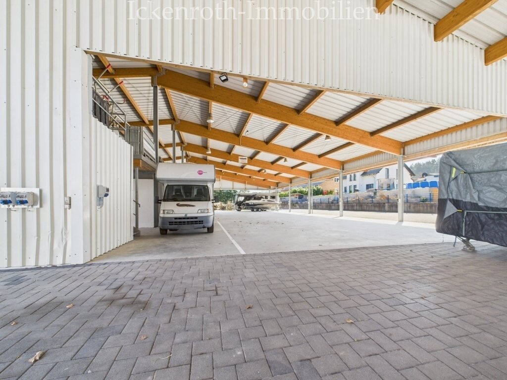 **Außergewöhnliches Anwesen – unzählige Möglichkeiten! Gewerbe, Lager, Büros & Wohneinheiten! (>220KwP, SPA, BUS, Glasfaser, uvm.)**