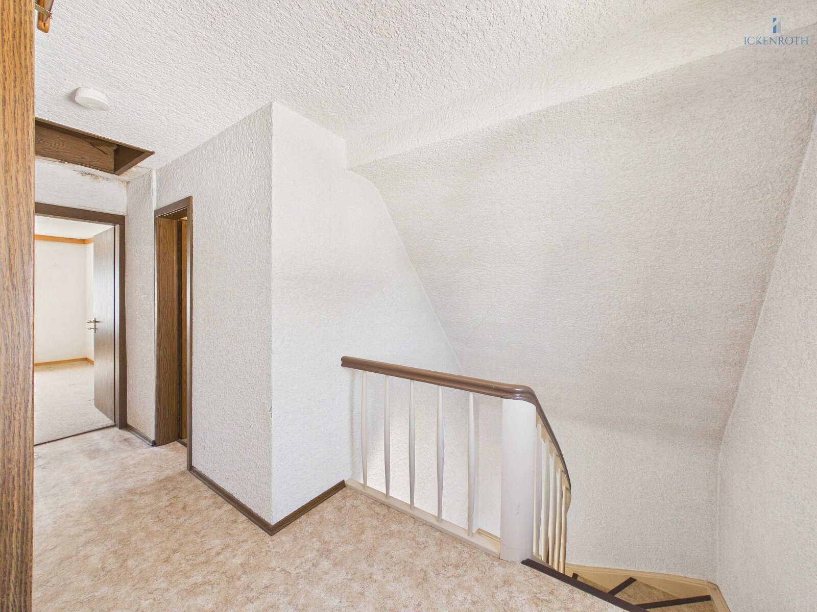 **1-2 Familienhaus (ca. 150m²) mit Nebengebäude, Innenhof, schönem Vorgarten, uvm. - gute Lage!**