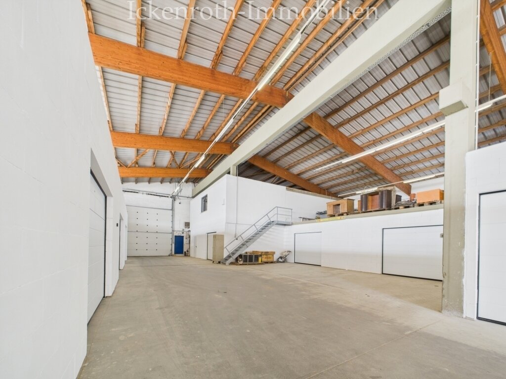 **Außergewöhnliches Anwesen – unzählige Möglichkeiten! Gewerbe, Lager, Büros & Wohneinheiten!  >220KwP, SPA, BUS, Glasfaser, uvm.)**