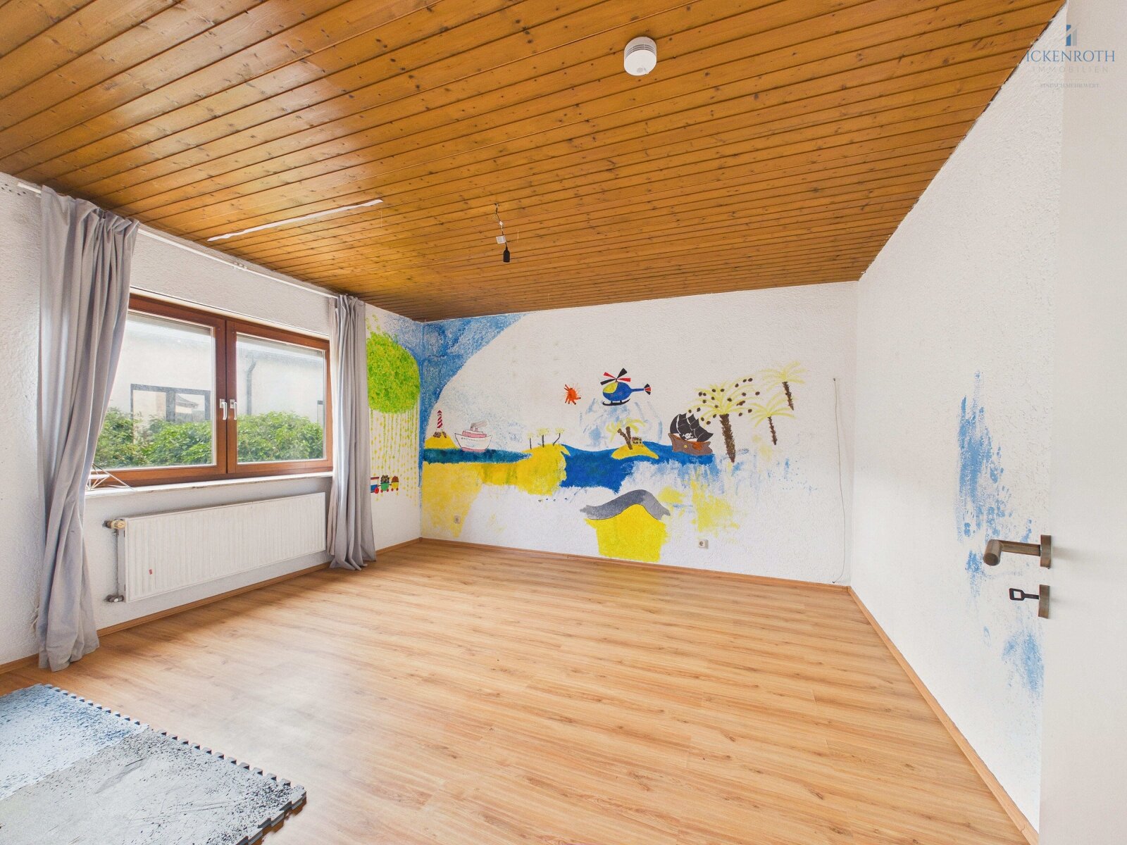 **Charmantes 1-2FH mit schöner Gartenfläche, Garage & guter Raumaufteilung - Wohnen & Büro möglich!**