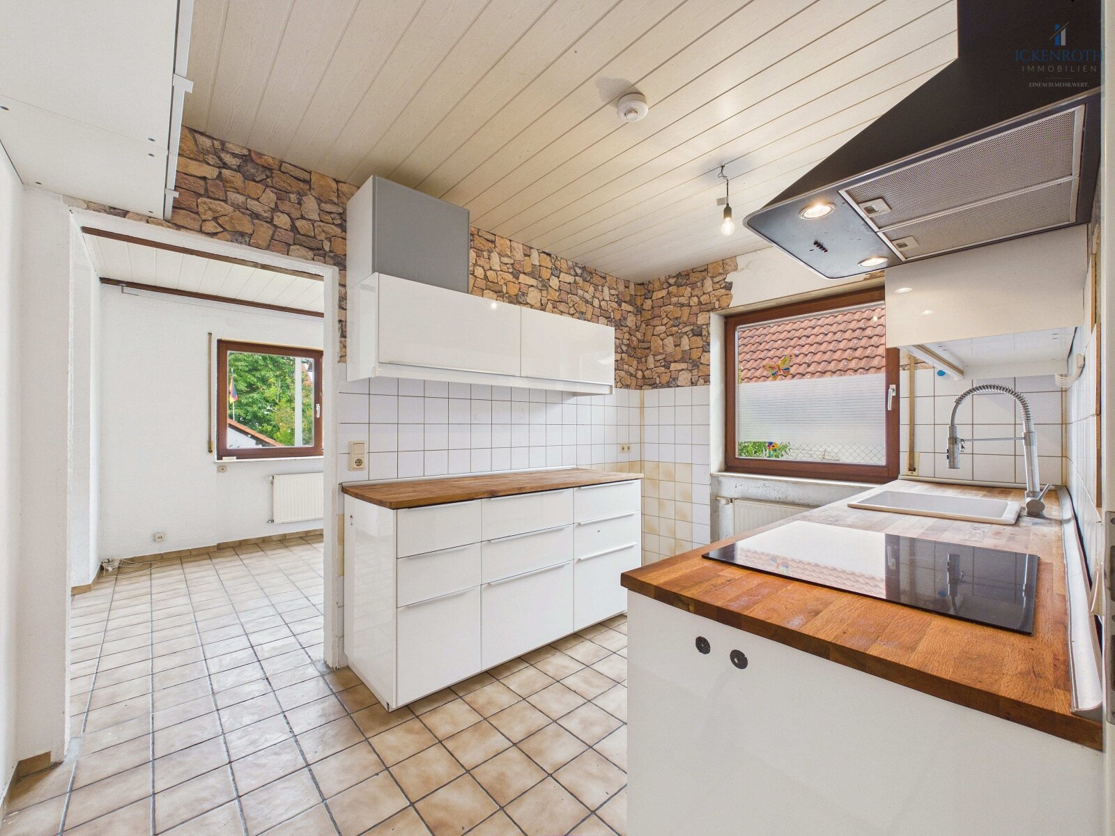 **Charmantes 1-2FH mit schöner Gartenfläche, Garage & guter Raumaufteilung - Wohnen & Büro möglich!**