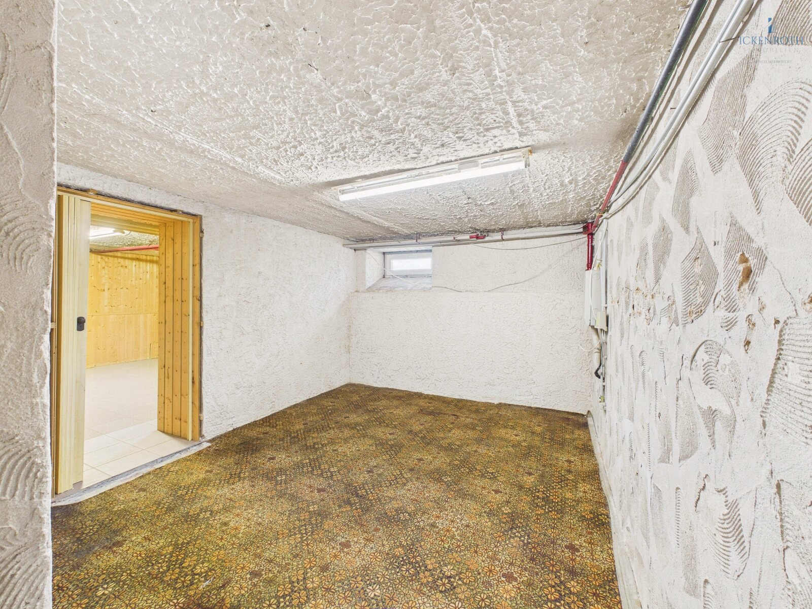 **Charmante, kleine Stadtvilla mit Garage & schöner Gartenfläche - idyllisch gelegen**
