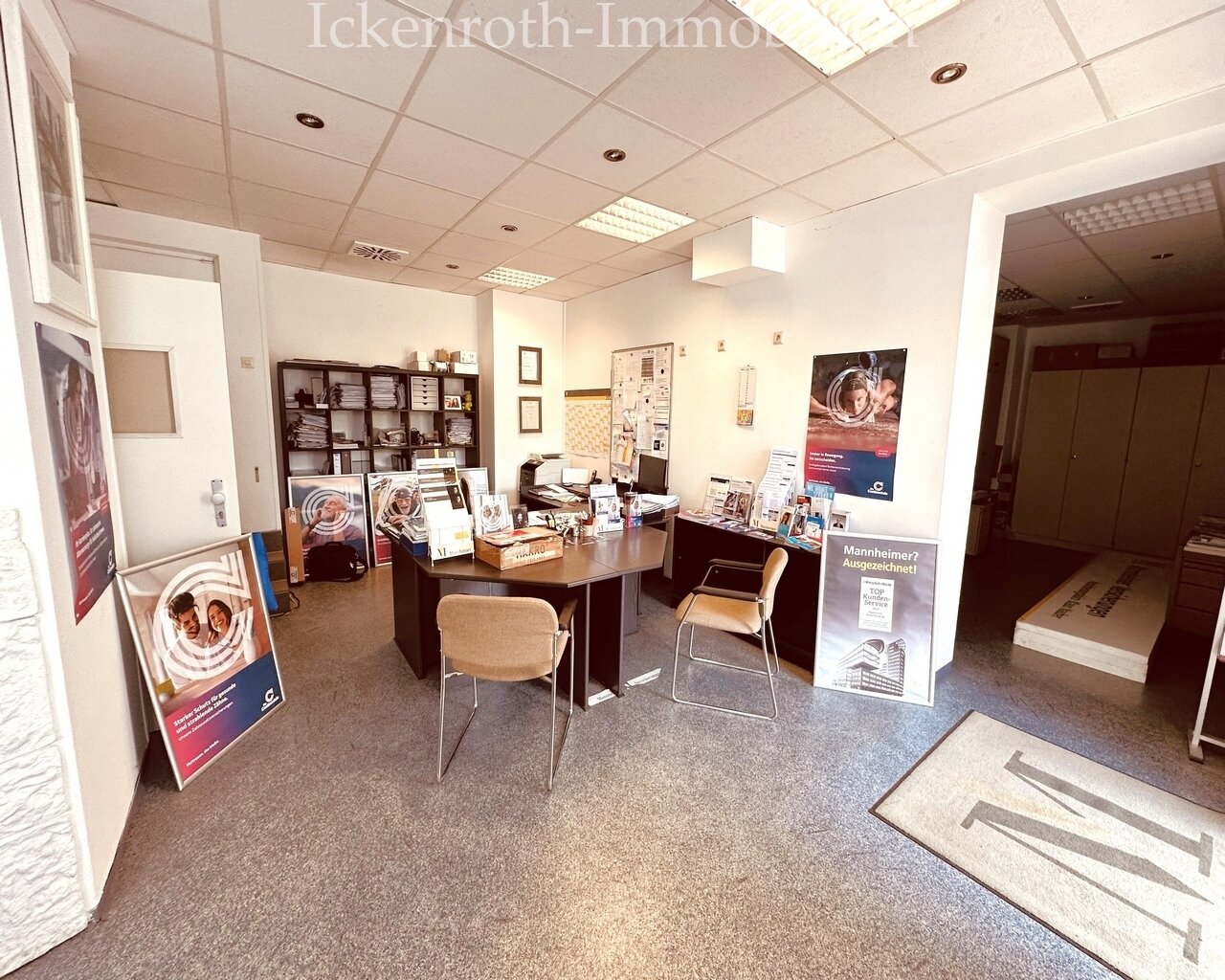 **Zentrale Büroräume (ca.95m²) im EG mit sehr hoher Laufkundschaft**
