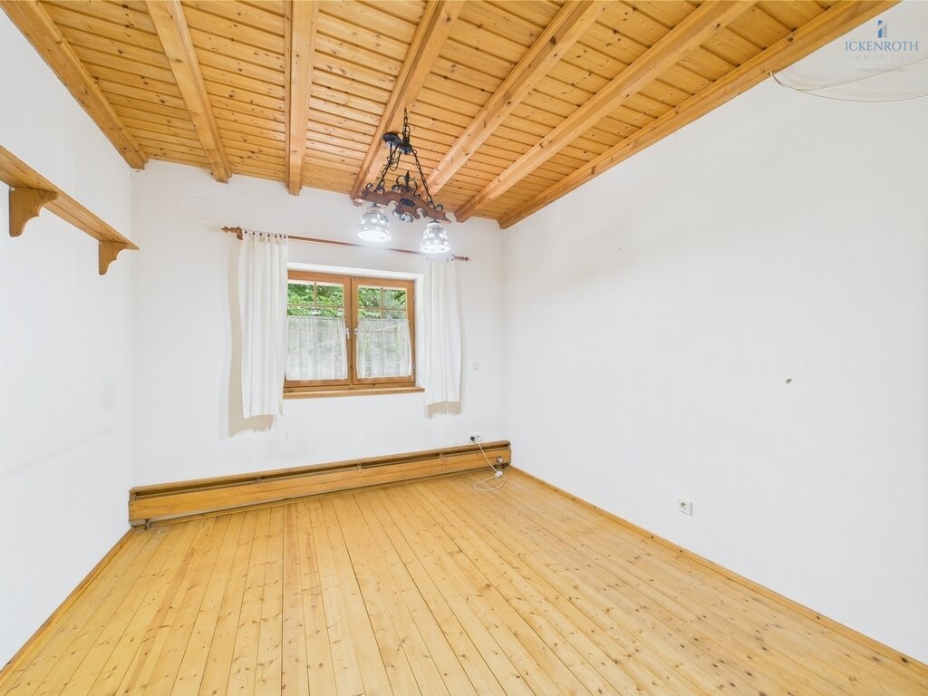 **Idyllisches 1-2 Familienhaus inkl. separatem Baugrundstück - &quot;öko&quot;&ruhige Lage!**