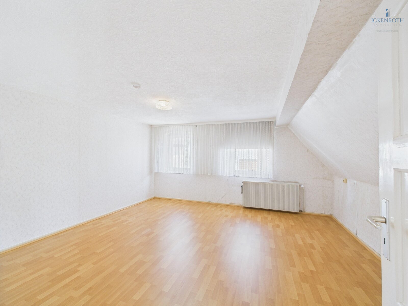 Zimmer 1 (OG) Zimmer 1 (OG)