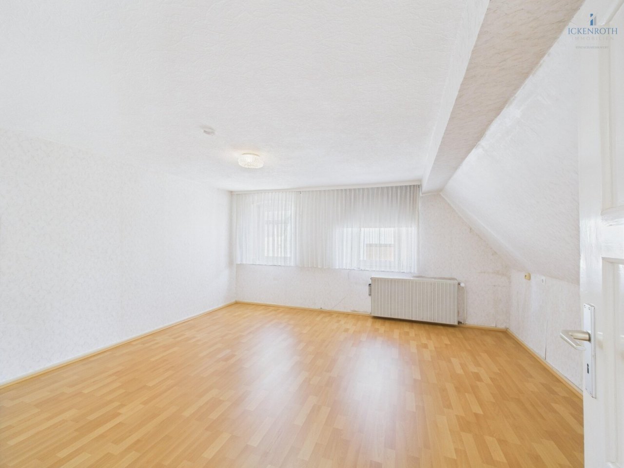 Zimmer 1 (OG) Zimmer 1 (OG)