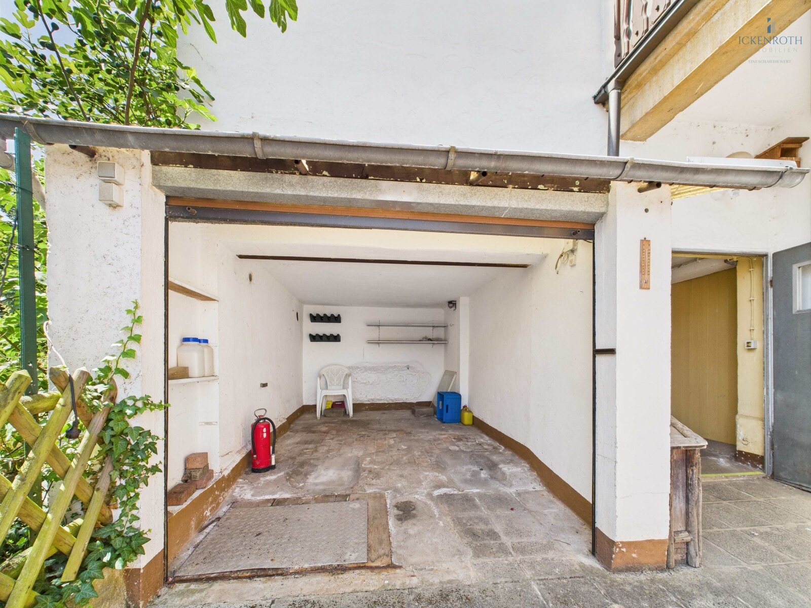 Garage Garage