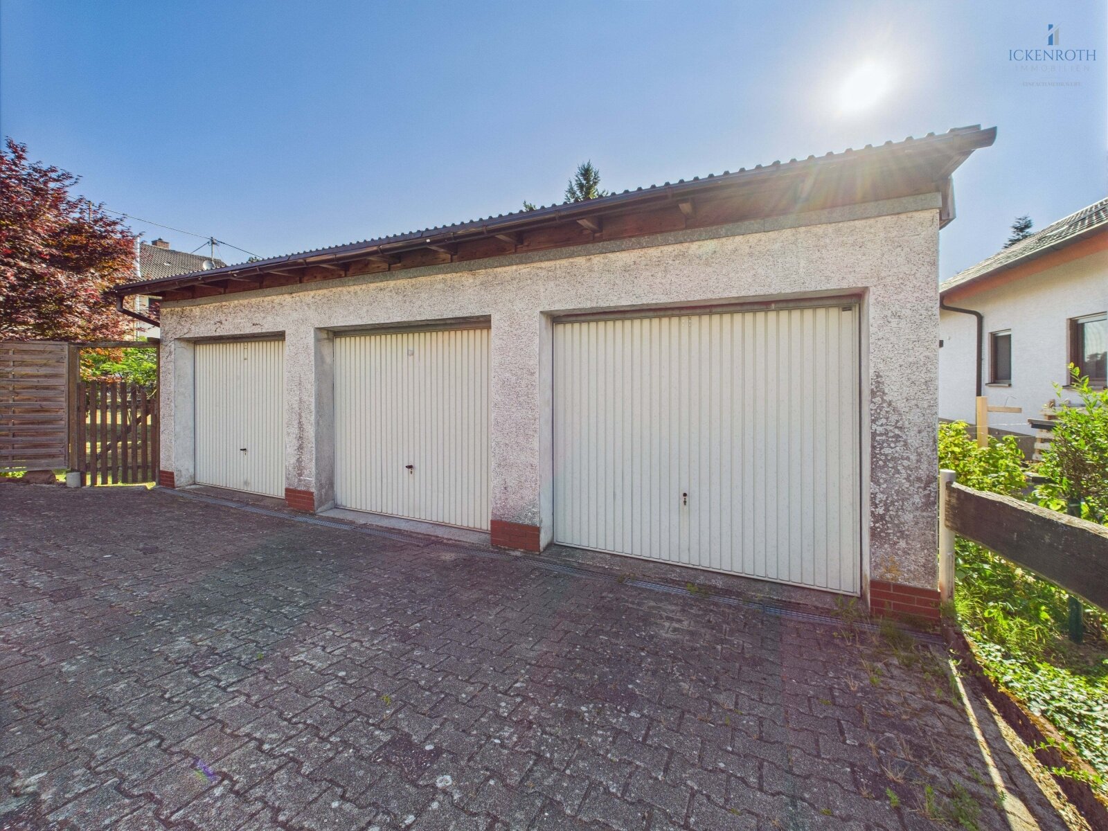 Garage Garage