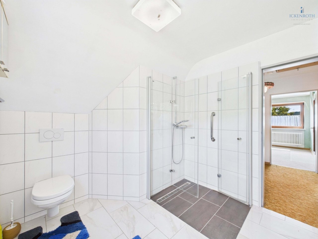 Badezimmer 2-2 (OG)
