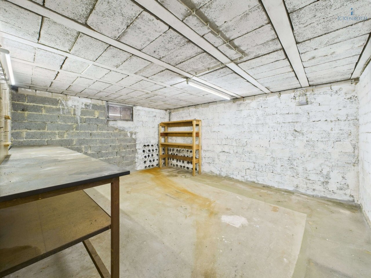 Zimmer 2 (KG)
