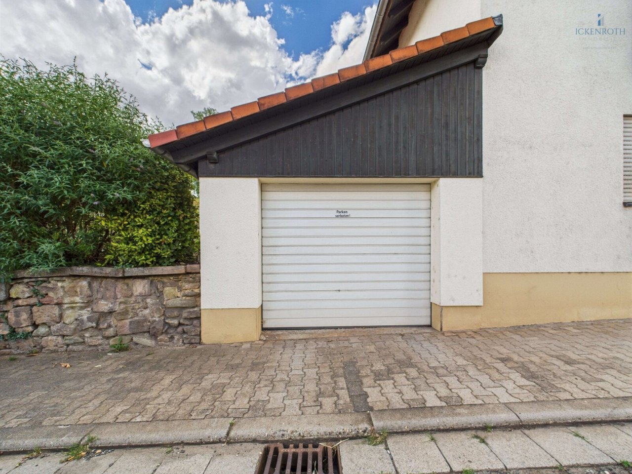 Außenansicht Garage 
