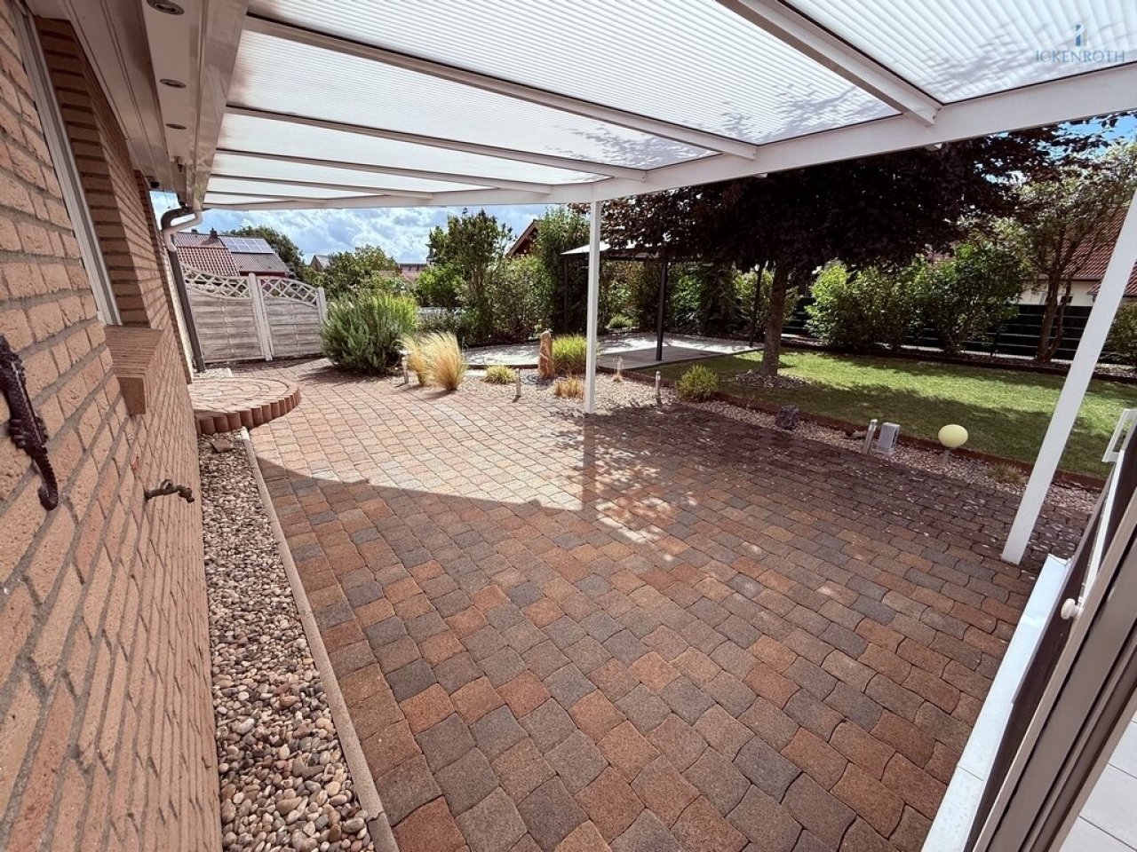 Terrasse (2-2) Terrasse (2-2)