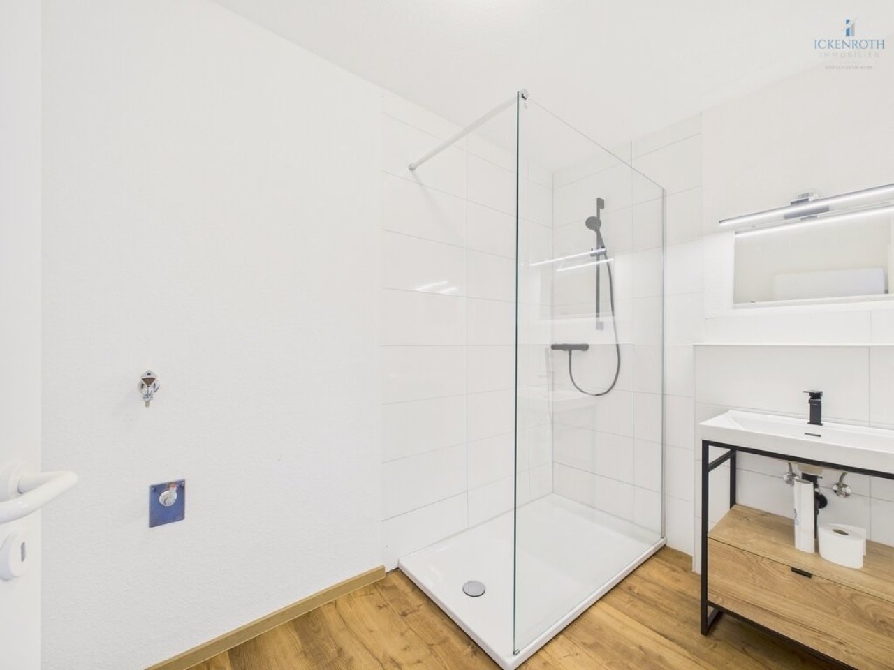 Badezimmer 1-2 Badezimmer 1-2