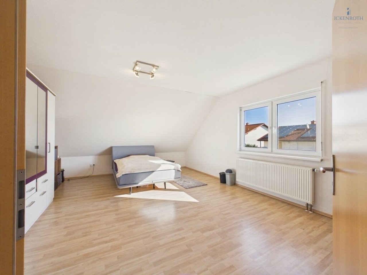 Zimmer 1 DG