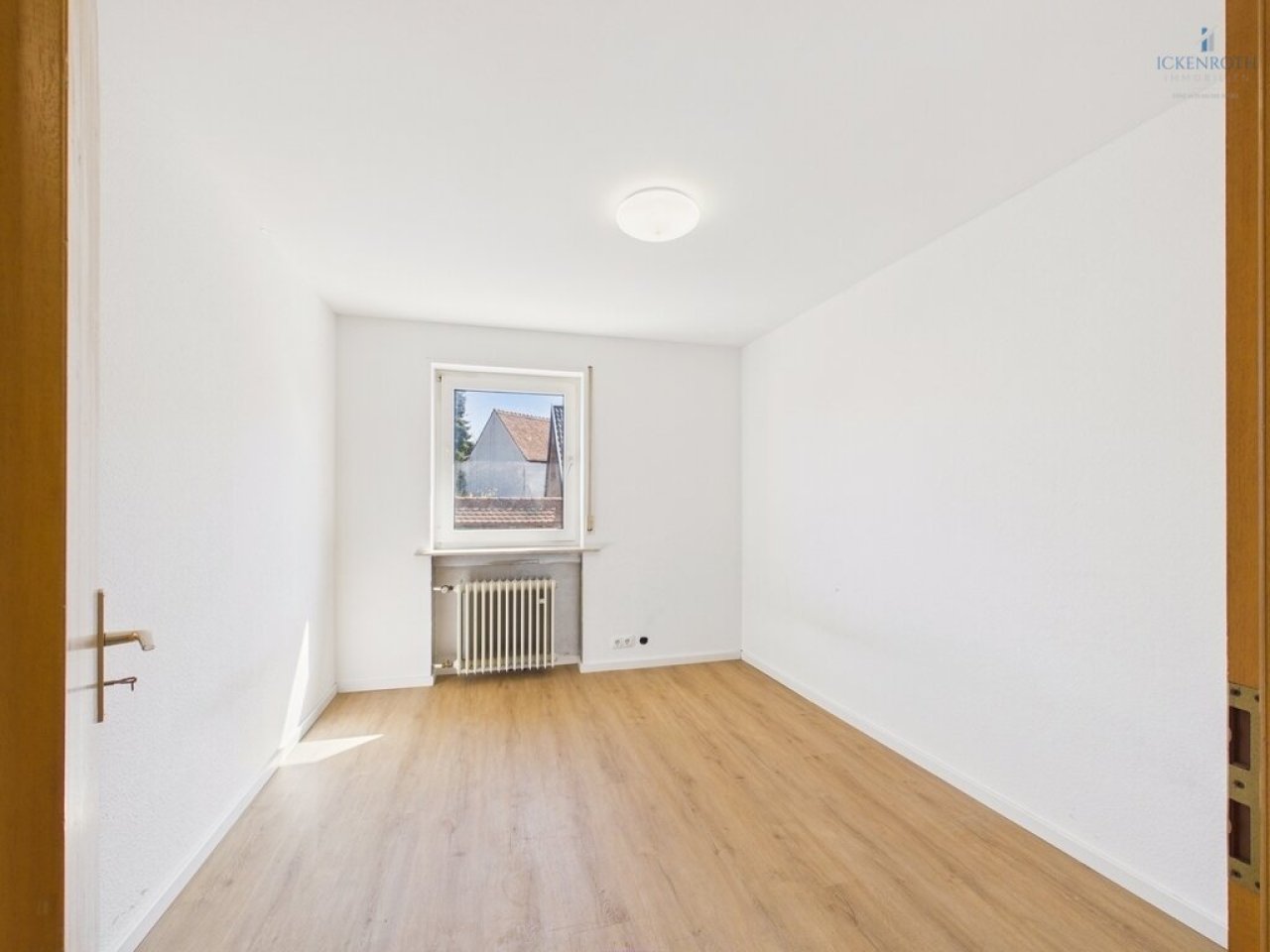 Zimmer 4 OG Zimmer 4 OG