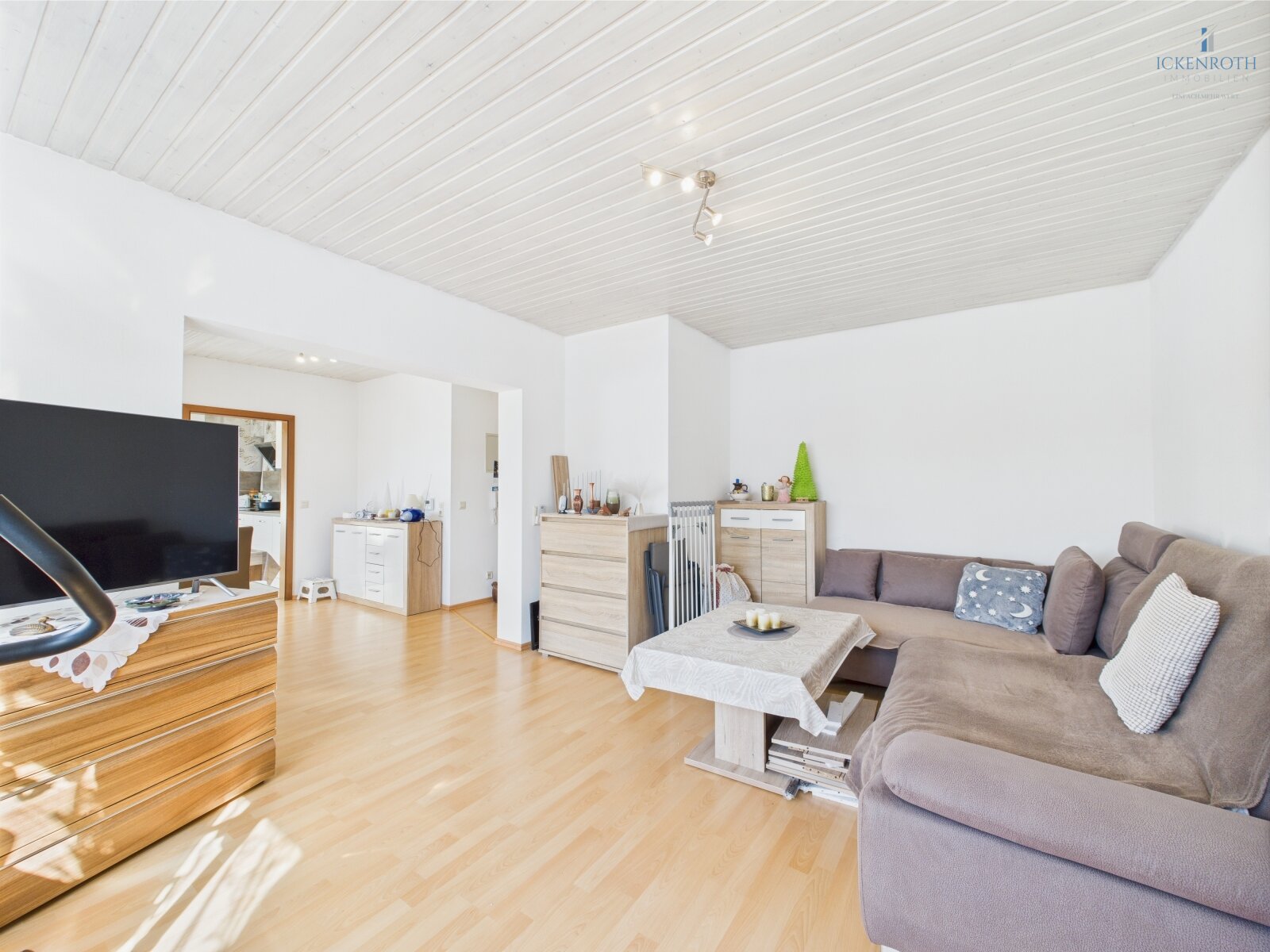 Wohnzimmer 2-2