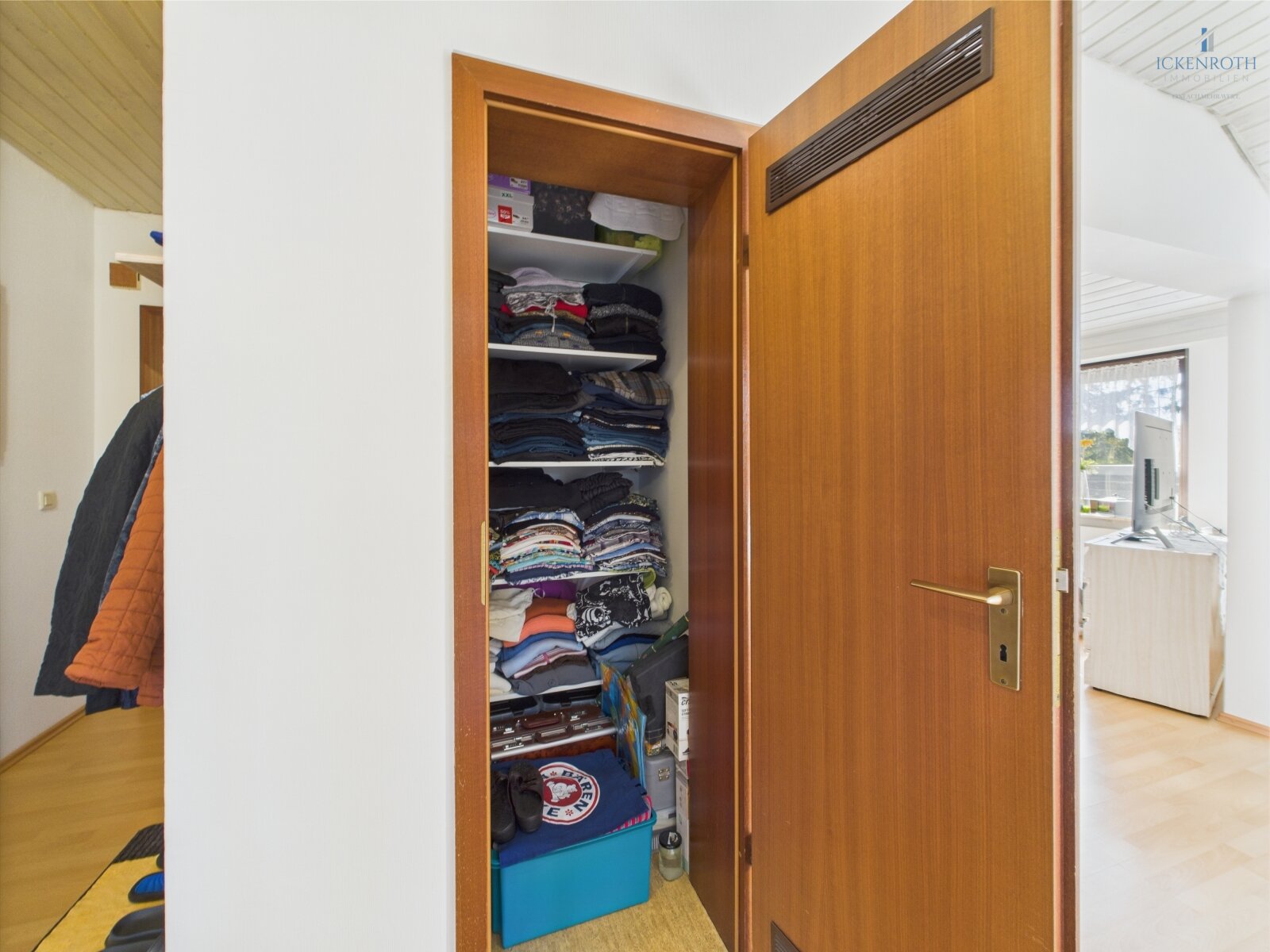 Wandschrank