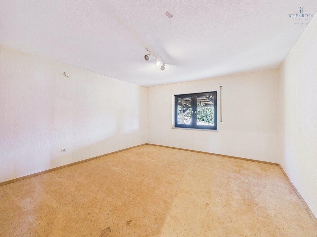 Zimmer 2 OG Zimmer 2 OG