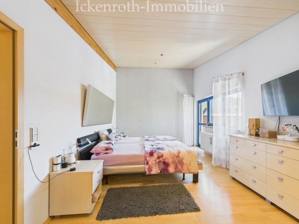 Schlafzimmer DG Anbau