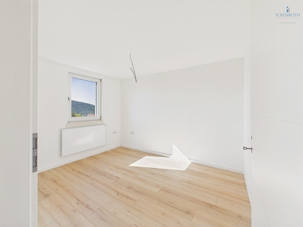 Zimmer 3 OG Zimmer 3 OG