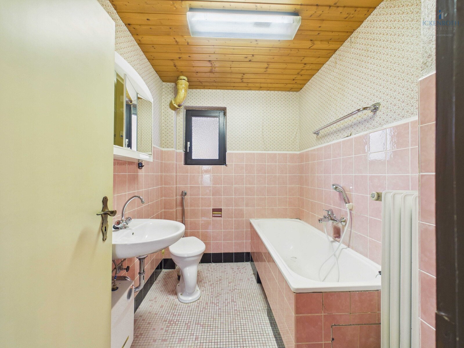 Badezimmer EG Badezimmer EG