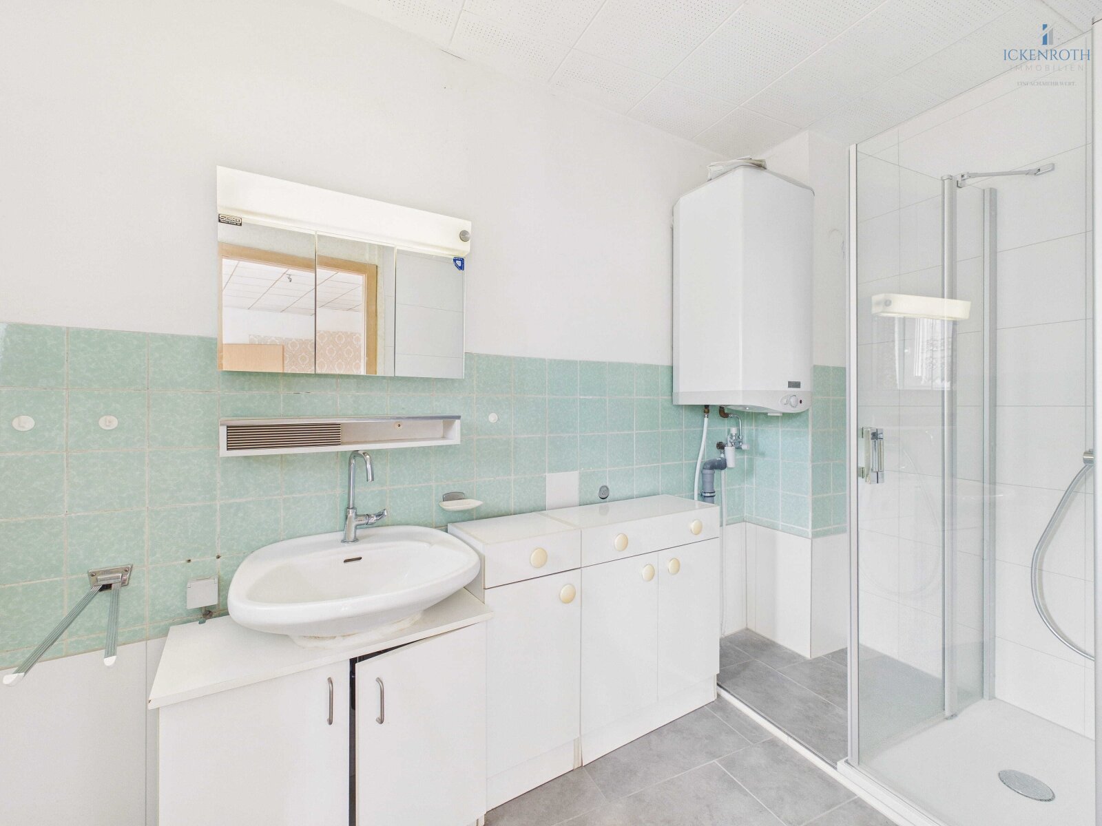 Badezimmer OG 1-2