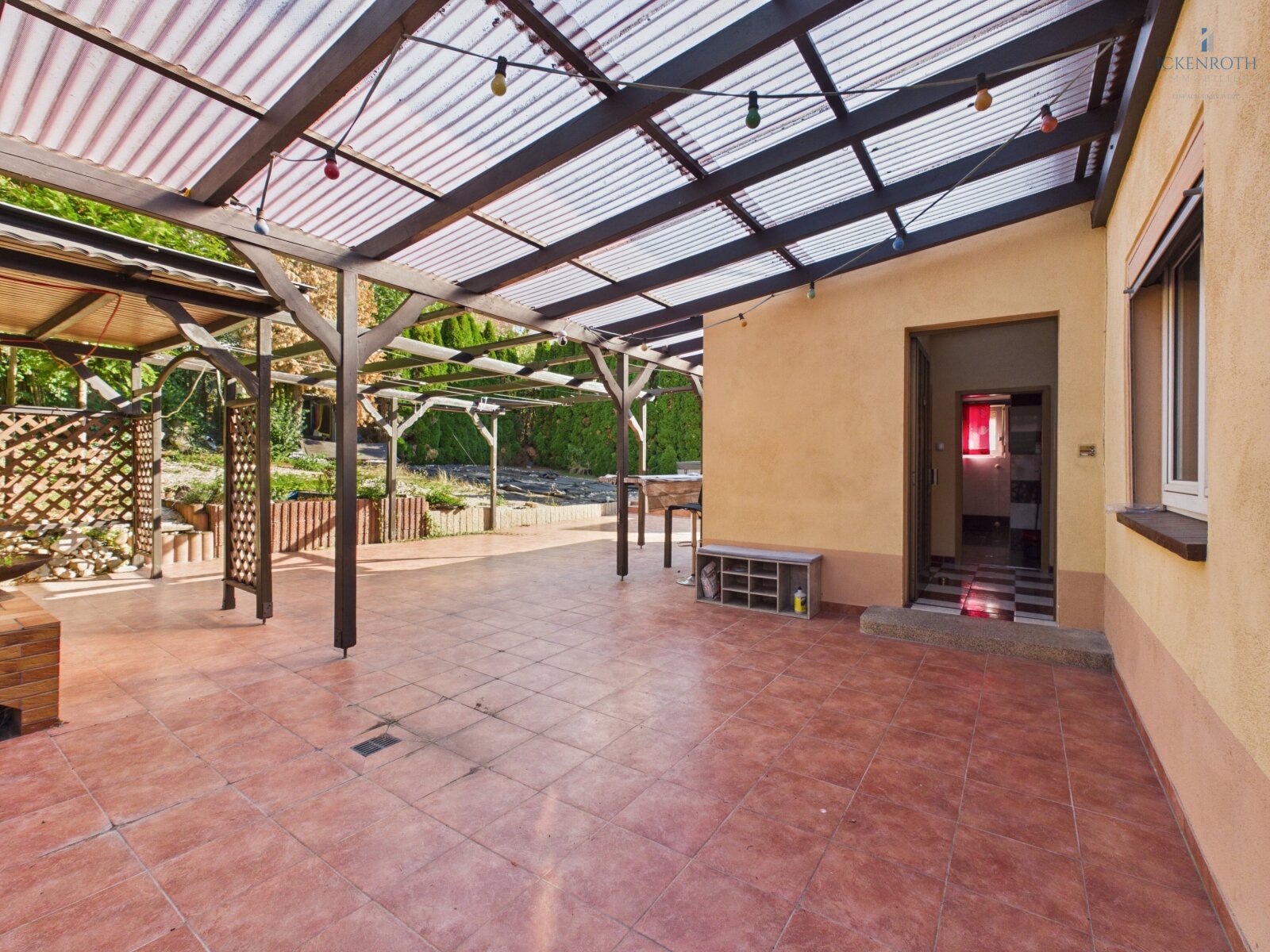 Terrasse EG 1-2 Terrasse EG 1-2