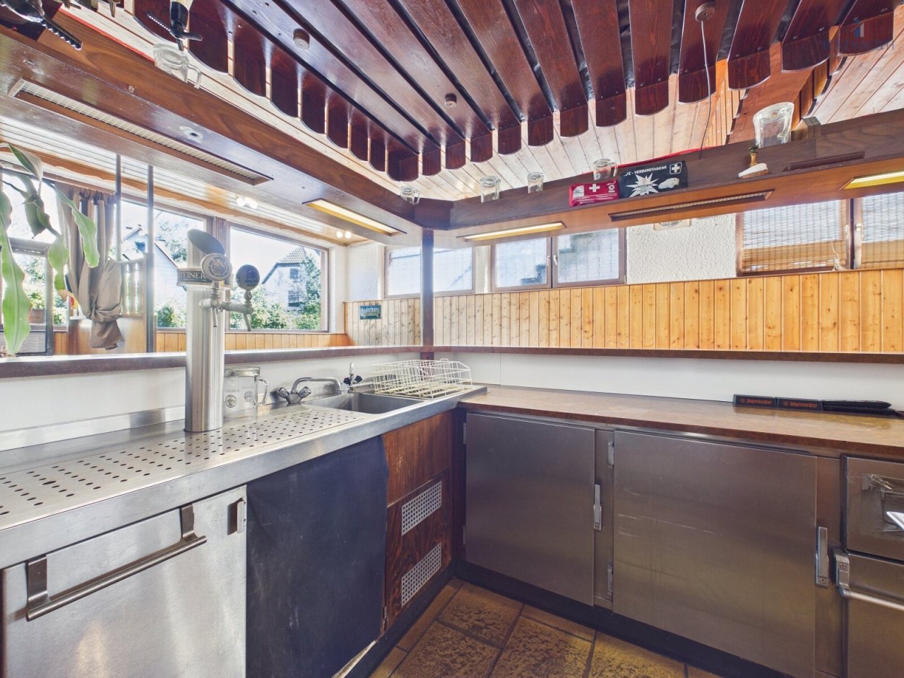 Bar EG