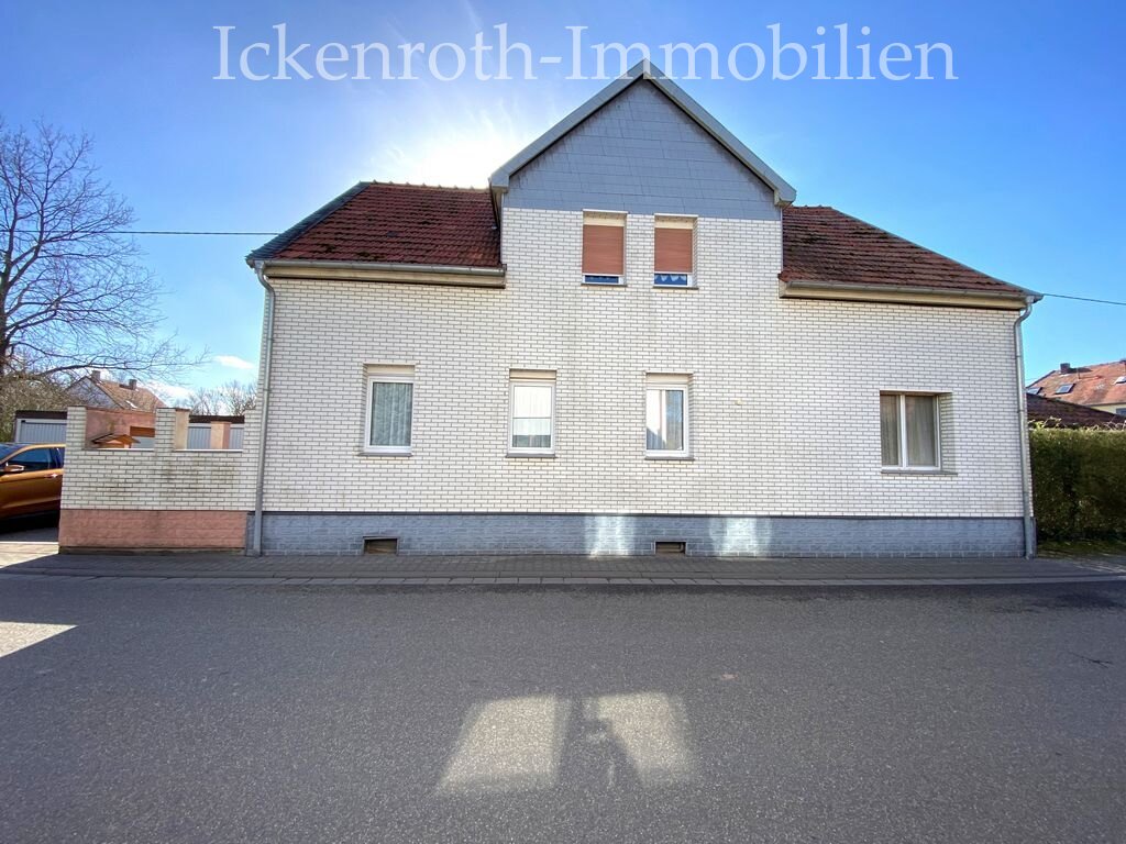 Hamm: **Charmantes 1-2 Familienhaus mit idyllischem Garten, gr. Terrasse, Nebengebäude, Doppelgarage, uvm.**  Hamm: **Charmantes 1-2 Familienhaus mit idyllischem Garten, gr. Terrasse, Nebengebäude, Doppelgarage, uvm.**