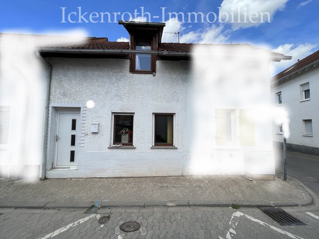 Bad Kreuznach: **2x "Häuser" für ein Preis! Sanierungsbedürftig, aber mit Potential und Zusatzoptionen!**  Bad Kreuznach: **2x "Häuser" für ein Preis! Sanierungsbedürftig, aber mit Potential und Zusatzoptionen!**