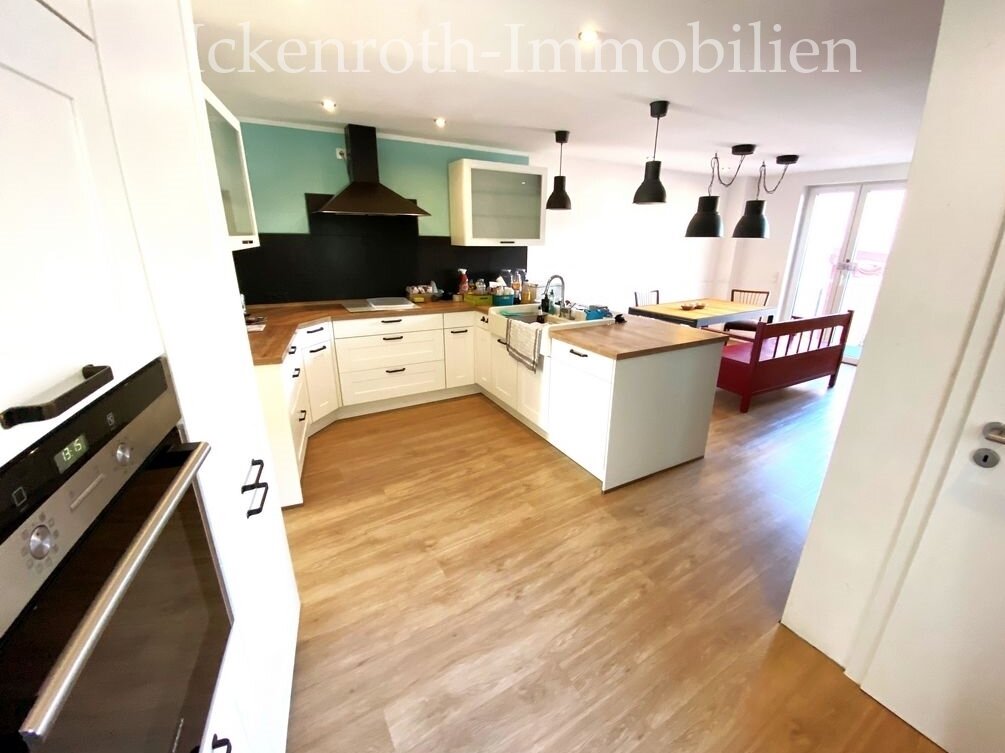 Göllheim: ***Großes 1-2 Familienhaus mit SPA-Bereich, gr.Garage, gr. Garten!!!***  Göllheim: ***Großes 1-2 Familienhaus mit SPA-Bereich, gr.Garage, gr. Garten!!!***