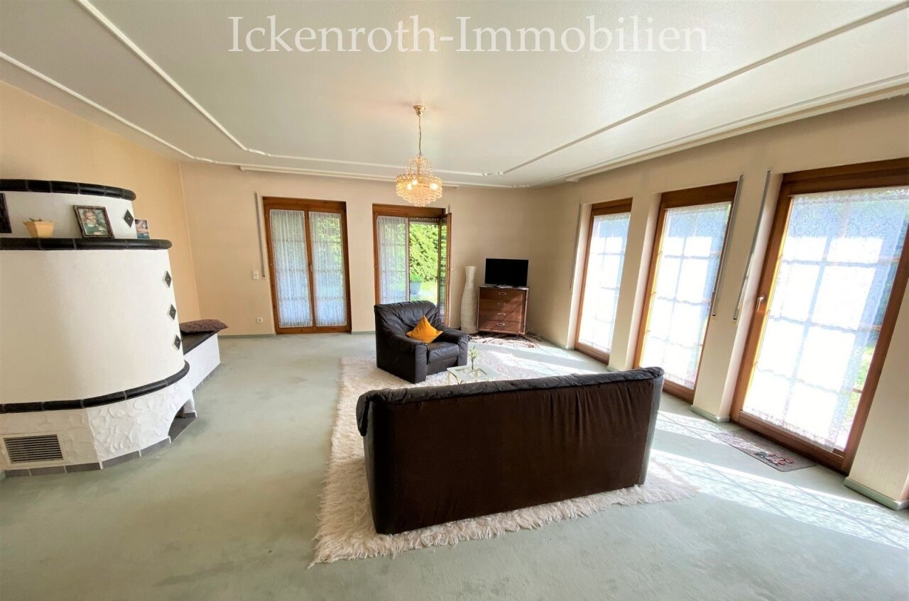 Bruchmühlbach-Miesau: Stilvolle 4-Zi-Wohnung (EG/148m²) mit Garage + Gartenfläche in repräsentativer und ruhiger Lage!  Bruchmühlbach-Miesau: Stilvolle 4-Zi-Wohnung (EG/148m²) mit Garage + Gartenfläche in repräsentativer und ruhiger Lage!