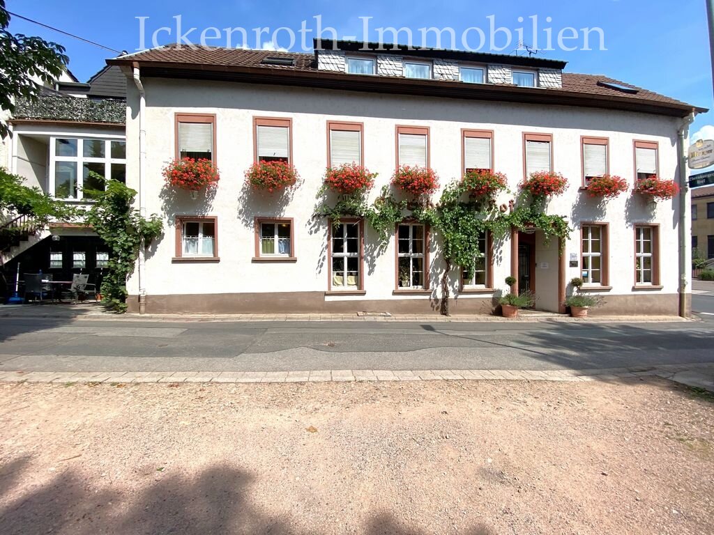 Bad Münster am Stein - Ebernburg: **Zentral gelegenes Wohn-Gewerbeobjekt (640m²) + Baugrundstück, 10 Zimmern, sep. Wohnung**  Bad Münster am Stein - Ebernburg: **Zentral gelegenes Wohn-Gewerbeobjekt (640m²) + Baugrundstück, 10 Zimmern, sep. Wohnung**