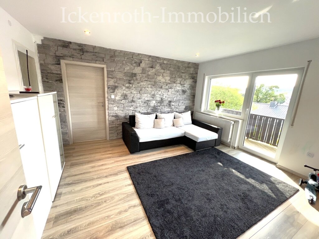 Frei-Laubersheim: **Modernes EFH mit traumhaftem Ausblick, Garage, großer Gartenfläche und ruhiger Lage**  Frei-Laubersheim: **Modernes EFH mit traumhaftem Ausblick, Garage, großer Gartenfläche und ruhiger Lage**