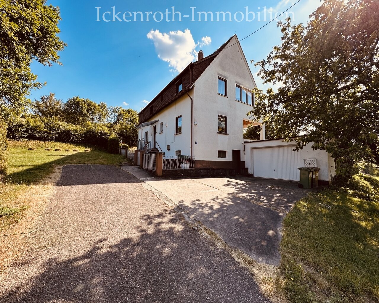 Niedermoschel: **Alleinlage!!! Gemütliches 1-2 Familienhaus (ca. 165m² Wfl.) mit großem Grundstück, Garage, uvm.!!!**  Niedermoschel: **Alleinlage!!! Gemütliches 1-2 Familienhaus (ca. 165m² Wfl.) mit großem Grundstück, Garage, uvm.!!!**