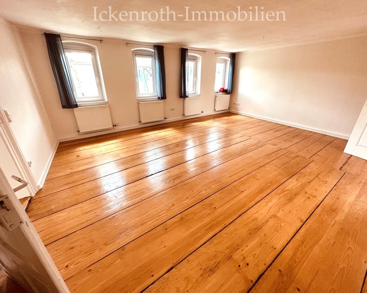 Wöllstein: **Tolle, modernisierte 4-Zi.-Altbau-Wohnung mit ca. 106m² und idyllischem Garten""  Wöllstein: **Tolle, modernisierte 4-Zi.-Altbau-Wohnung mit ca. 106m² und idyllischem Garten""