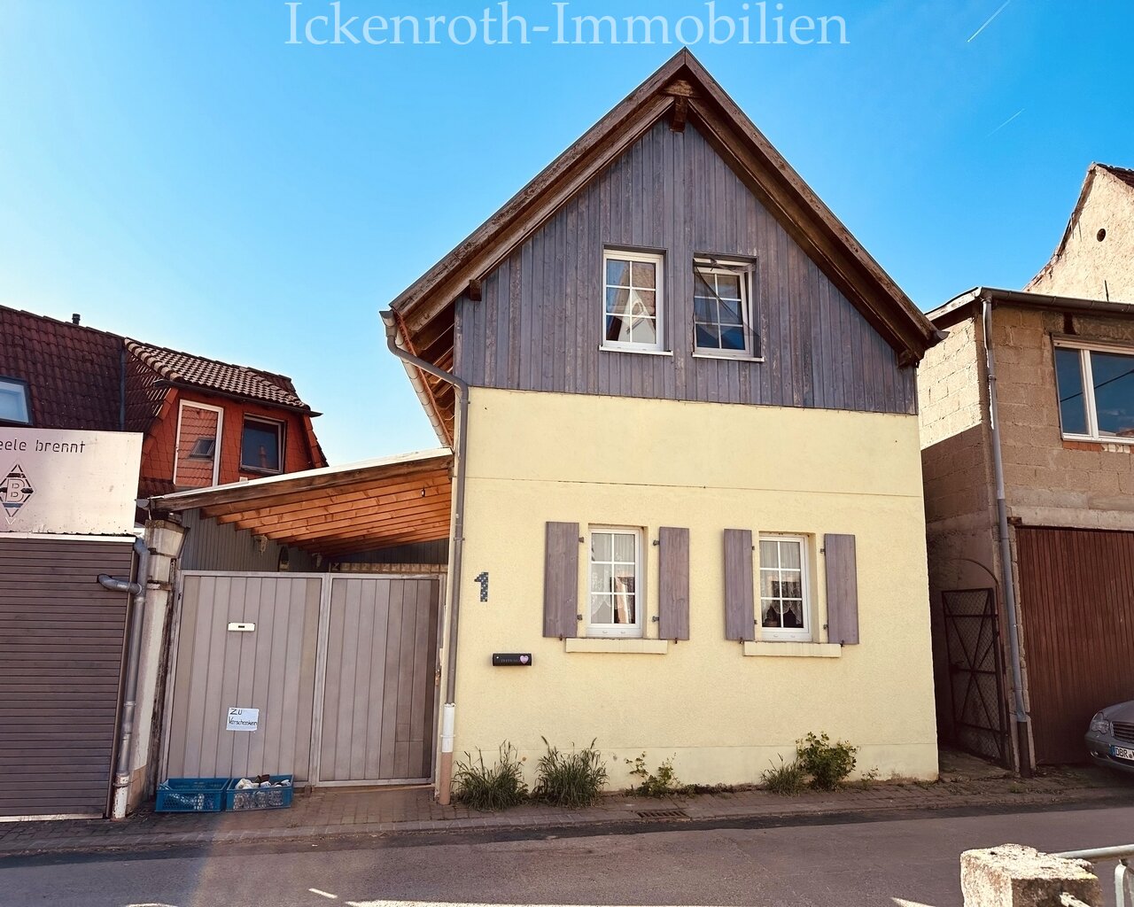 Ilbesheim: **Schönes Einfamilienhaus mit idyllischem Wiesengrundstück - Feldrandlage, Carport, uvm.**  Ilbesheim: **Schönes Einfamilienhaus mit idyllischem Wiesengrundstück - Feldrandlage, Carport, uvm.**