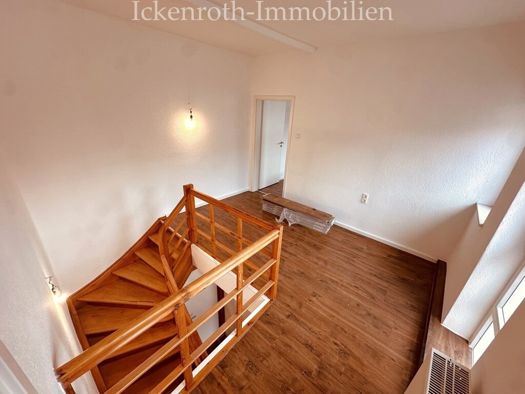 Wattenheim: **Modernisiertes & pflegeleichtes Einfamilienhaus mit 4-Zimmern auf ca. 100m² (EG+OG)** 